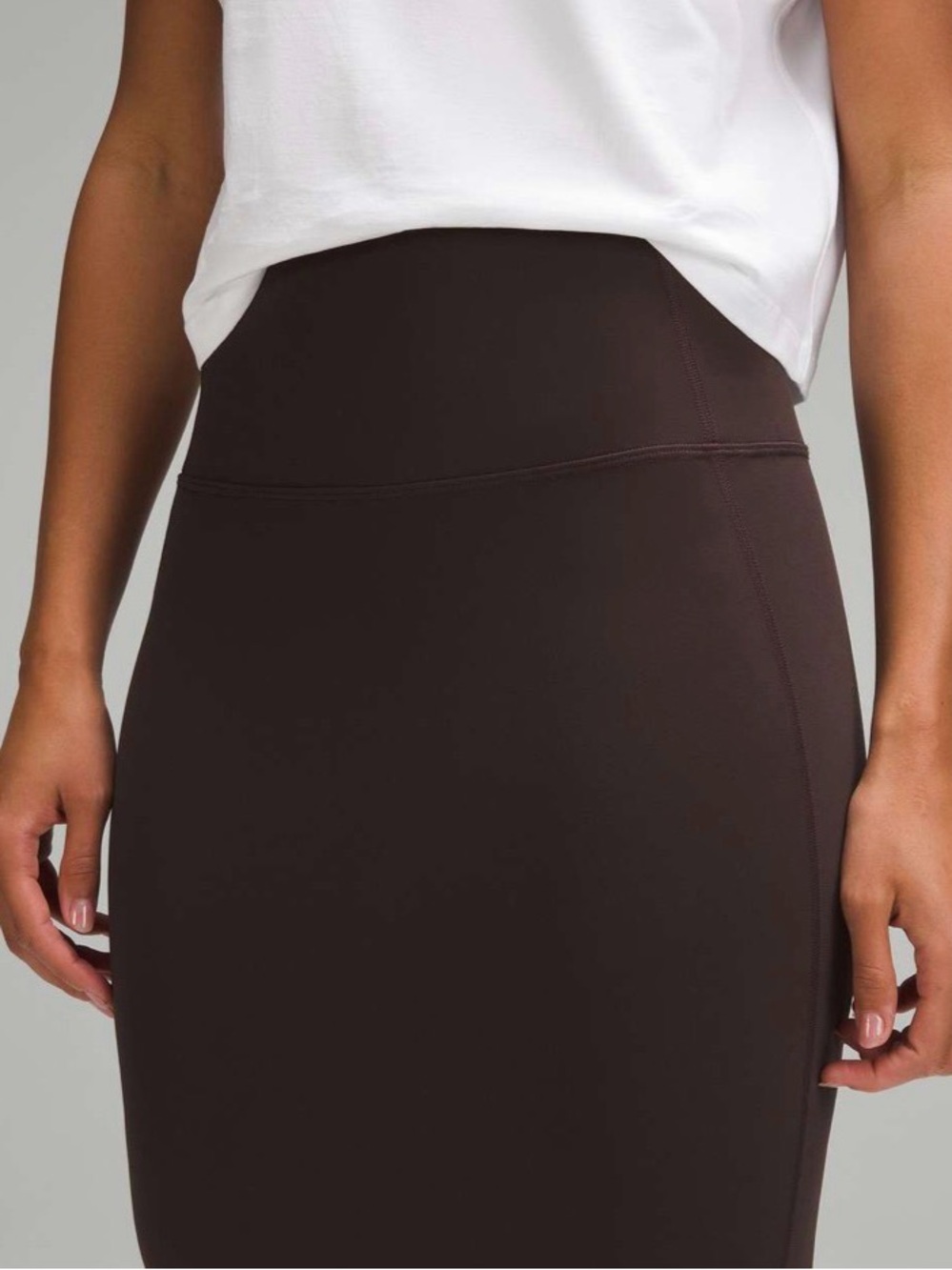 Lululemon - Nulu Slim Fit High Rise Skirt - Size 8 or 12 - NWT - Picture 6 of 7